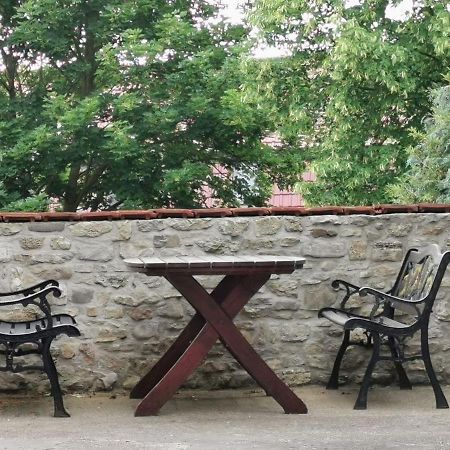 Ruhige Ferienwohnung Im Gutshaus Niederorschel Εξωτερικό φωτογραφία