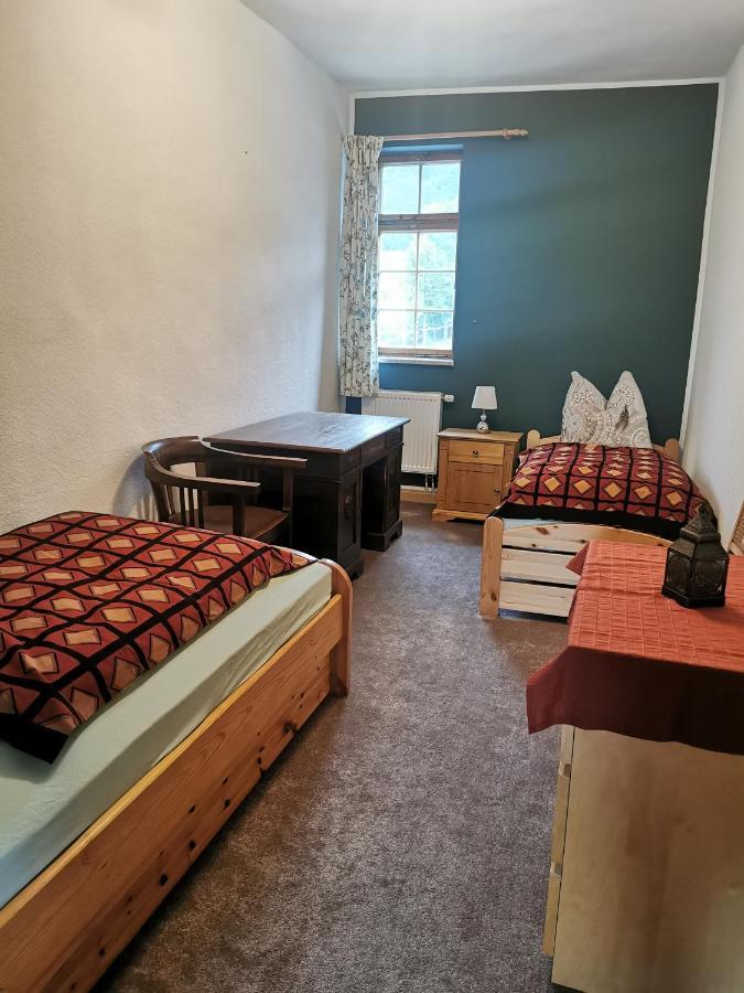 Ruhige Ferienwohnung Im Gutshaus Niederorschel Εξωτερικό φωτογραφία